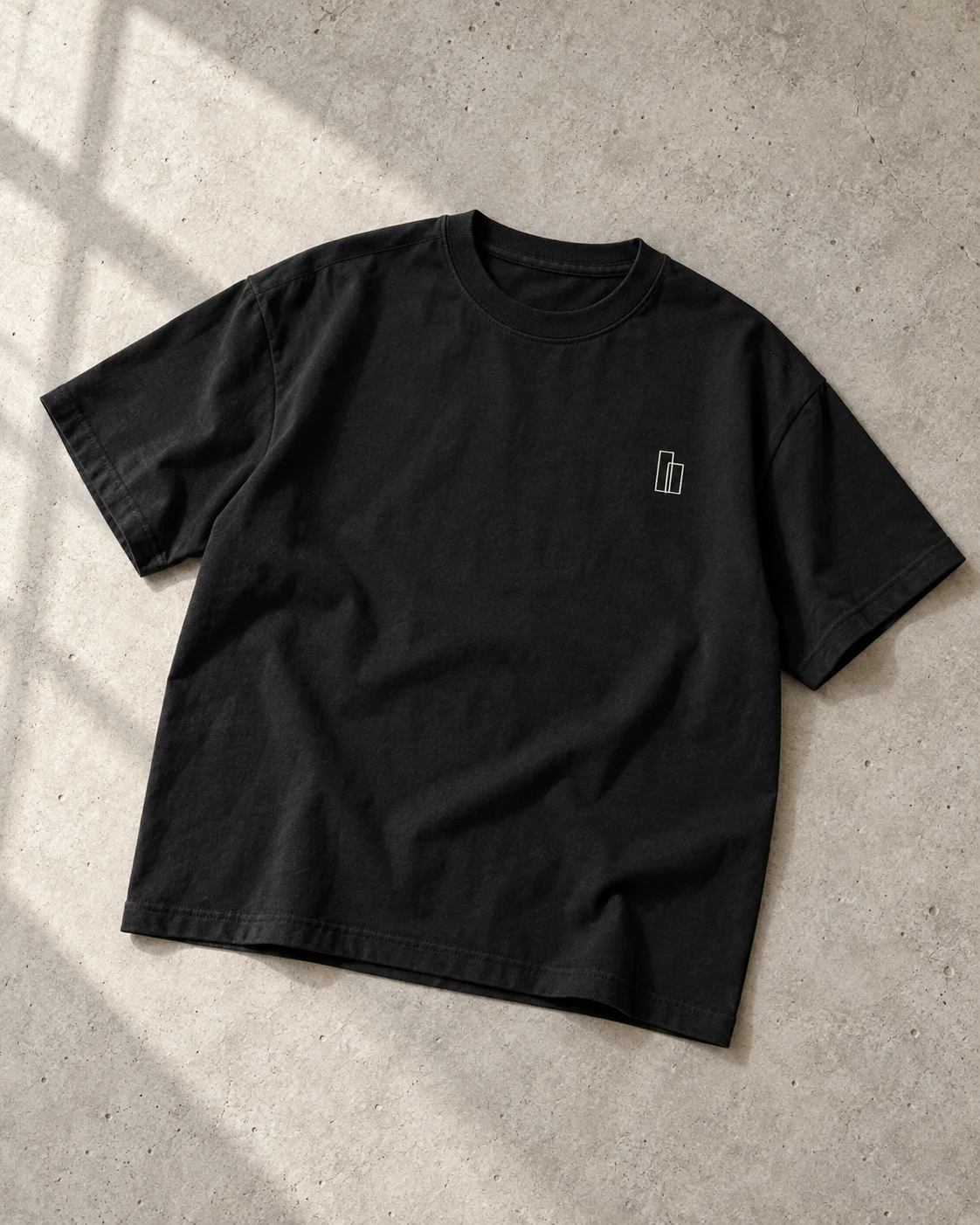 Daylight：Heavyweight teeの生成デザイン案